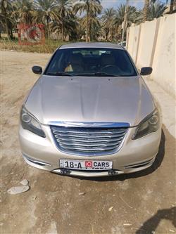 Chrysler 200